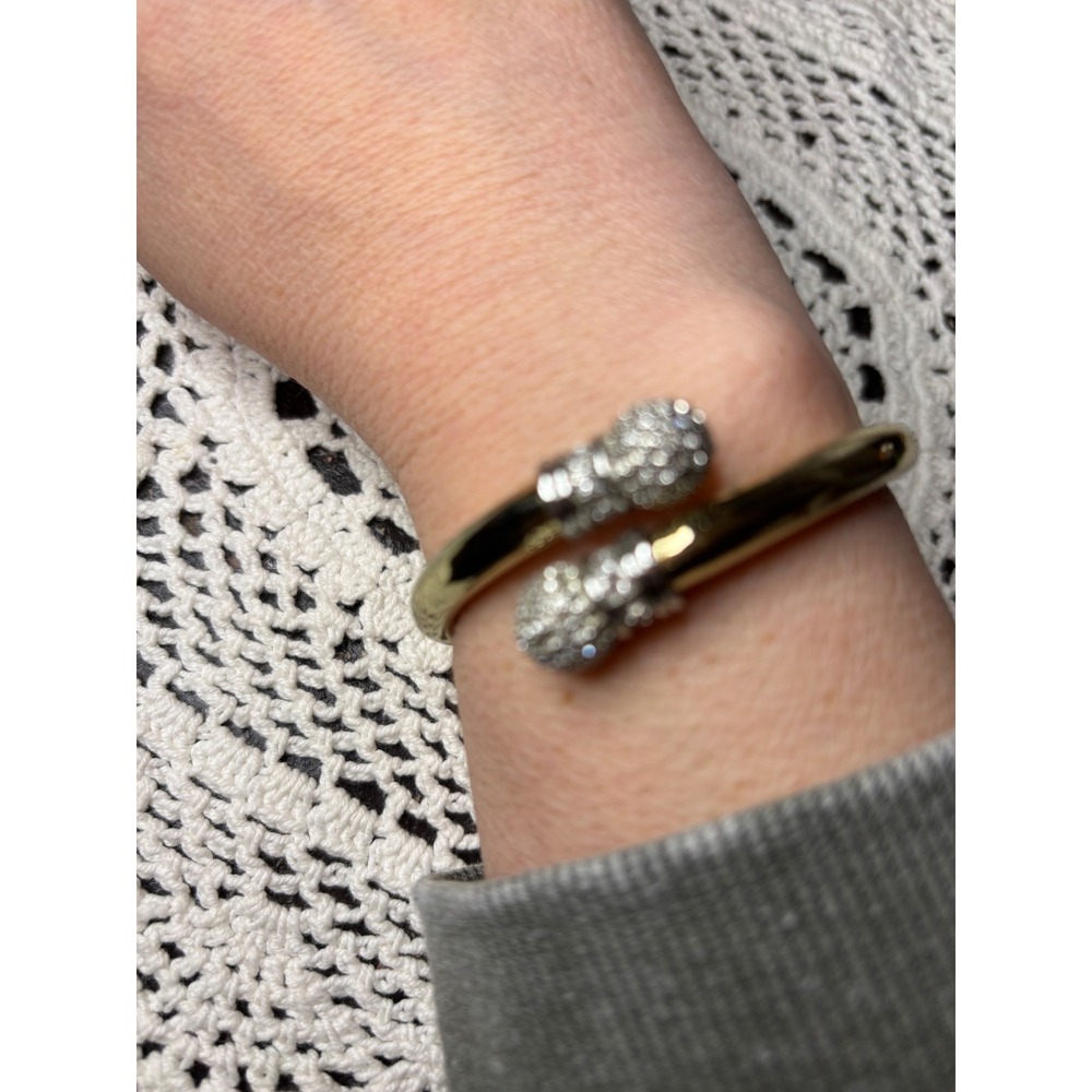 Banana Republic Gold Tone Bypass Hinged Bangle Bracelet Pave Crystal End Caps - Picture 9 of 13